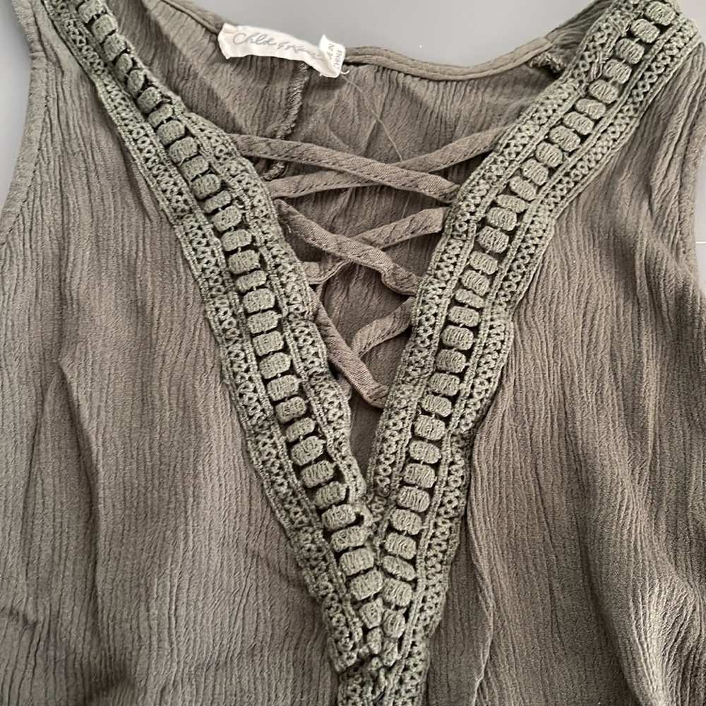 Flowy Tank - Picture 3 of 3